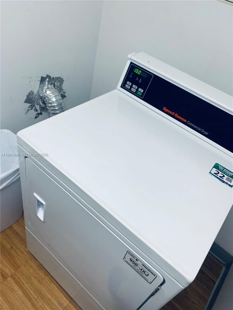 801 Brickell Bay Dr, Unit 1470, Miami, FL 33131 Photo