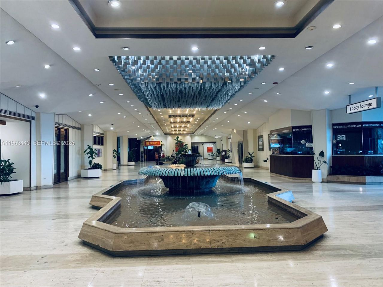 801 Brickell Bay Dr, Unit 1470, Miami, FL 33131 Photo