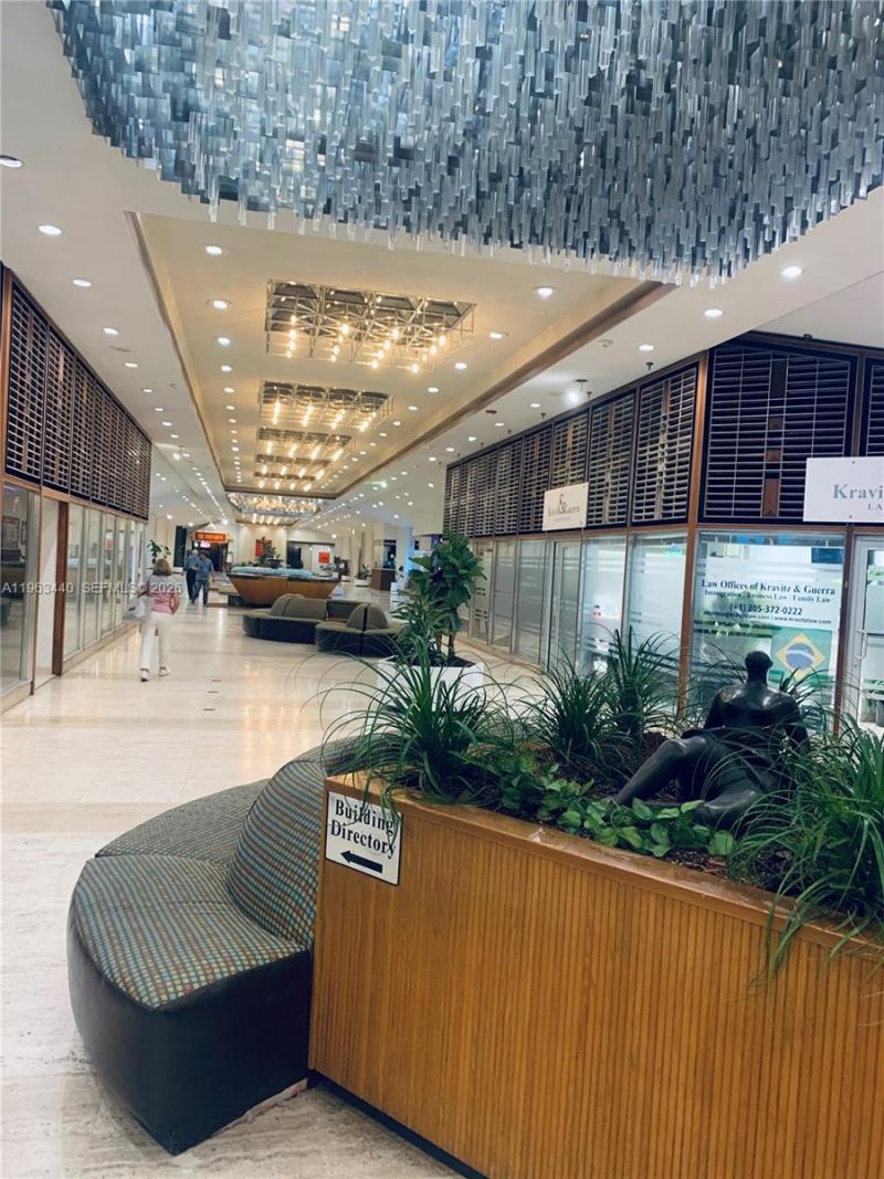 801 Brickell Bay Dr, Unit 1470, Miami, FL 33131 Photo