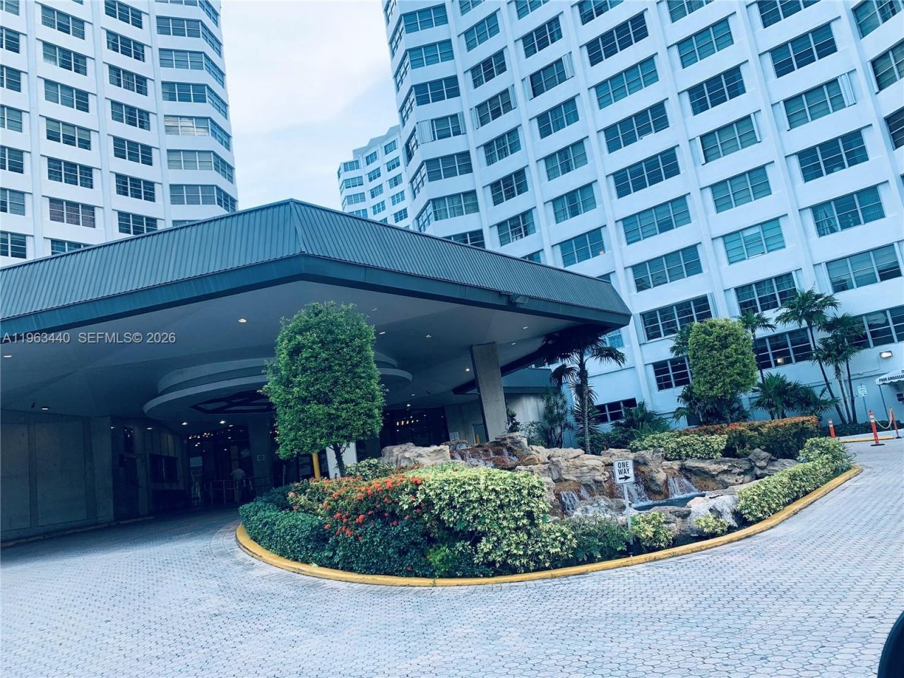 801 Brickell Bay Dr, Unit 1470, Miami, FL 33131 Photo