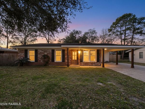 712 Harrell Drive , Lafayette, LA 70503