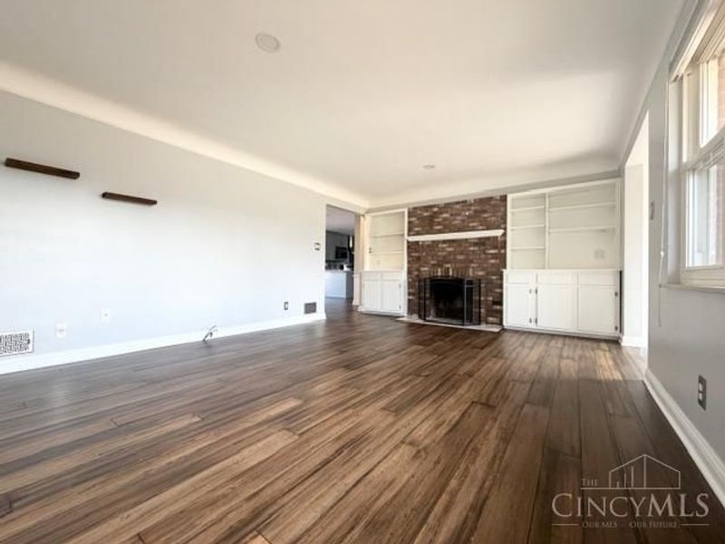 5930 Carpol Street, Sharonville, OH 45241 Photo 3