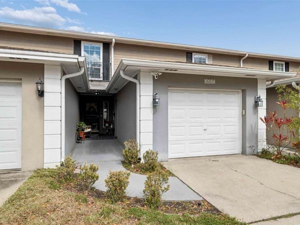 2417 W JETTON AVENUE , TAMPA, FL 33629