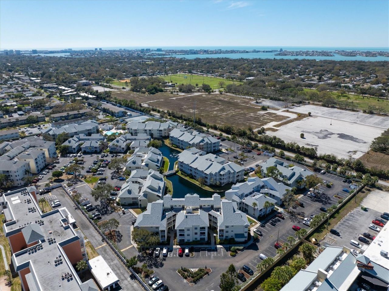 6931 Stones Throw Circle N, Unit 5302, Saint Petersburg, FL 33710 Photo