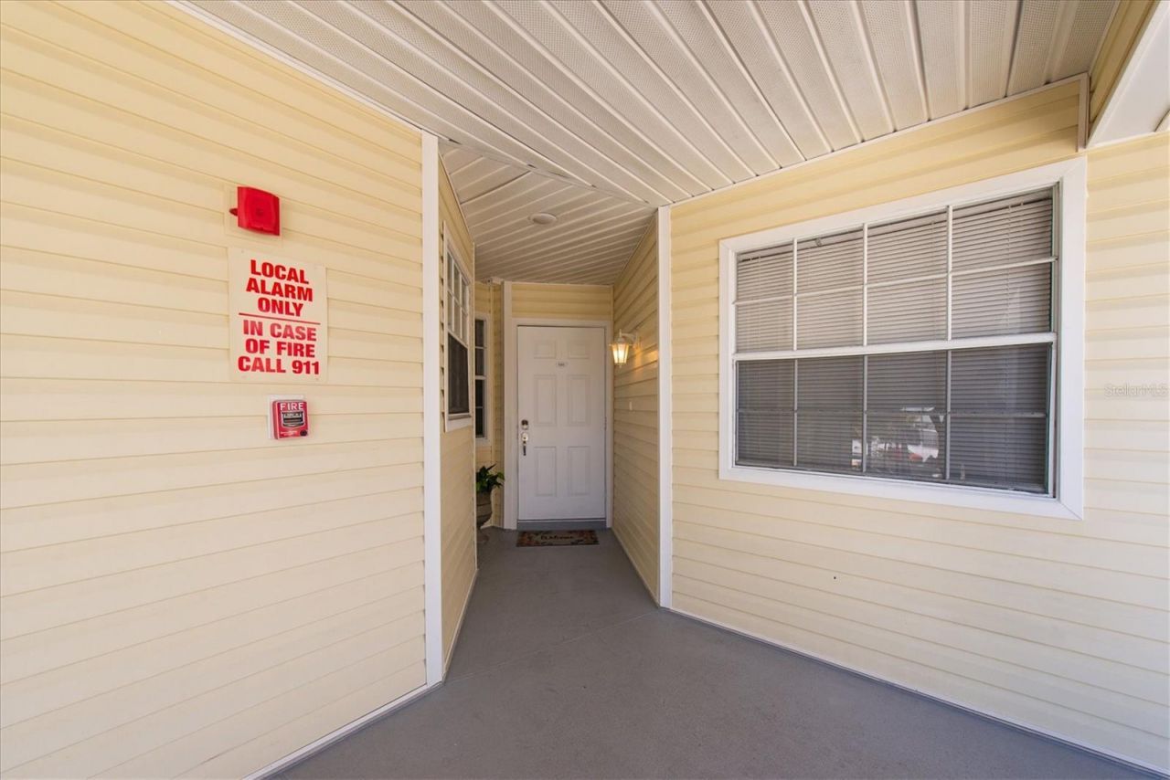 6931 Stones Throw Circle N, Unit 5302, Saint Petersburg, FL 33710 Photo