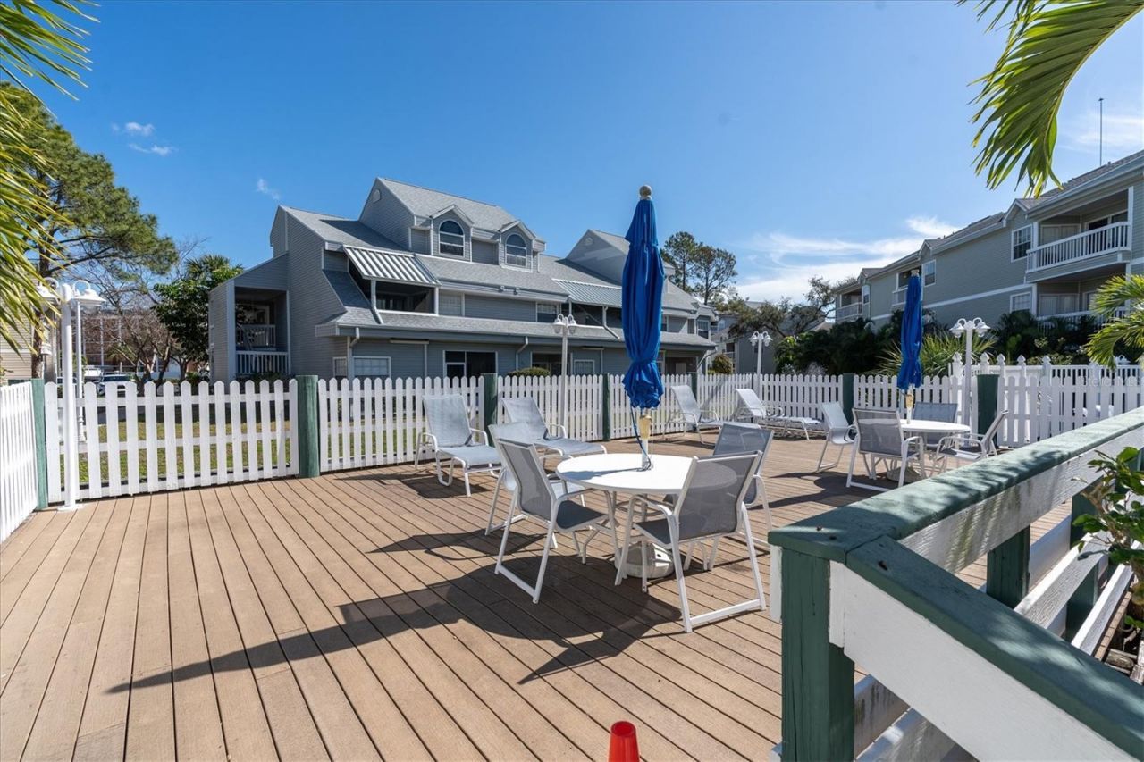 6931 Stones Throw Circle N, Unit 5302, Saint Petersburg, FL 33710 Photo