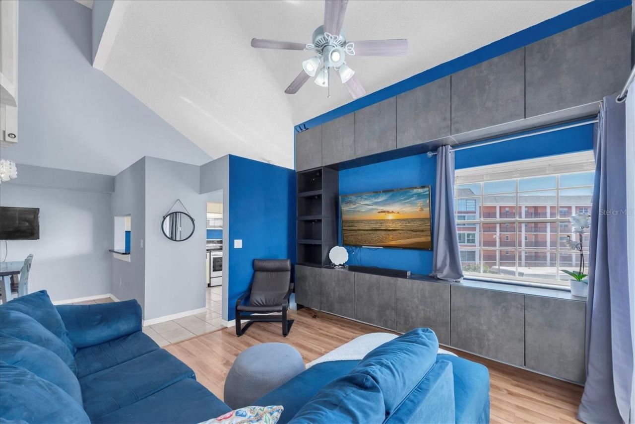 6931 Stones Throw Circle N, Unit 5302, Saint Petersburg, FL 33710 Photo