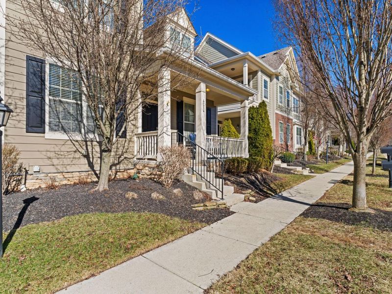4214 Troutbrook Drive, Unit 122, Dublin, OH 43017 Photo 3