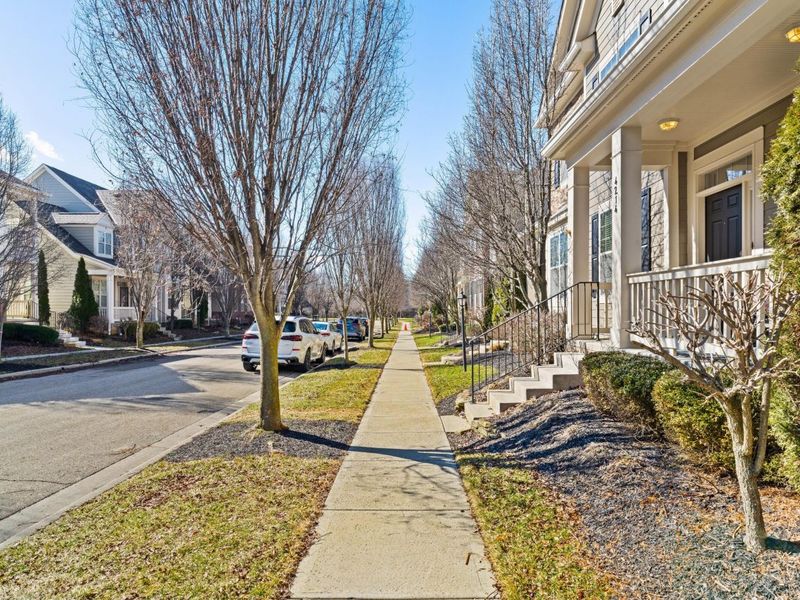 4214 Troutbrook Drive, Unit 122, Dublin, OH 43017 Photo 5