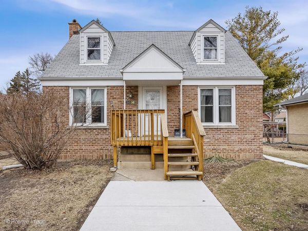 9516 Jackson Avenue , Brookfield, IL 60513