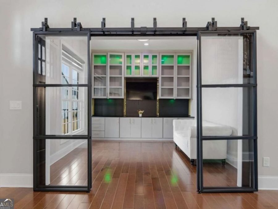 Property Image 8