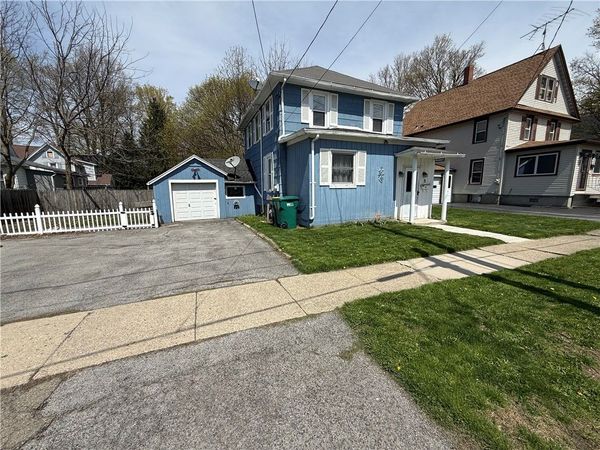 5 Genesee Street E, Perry, NY 14530