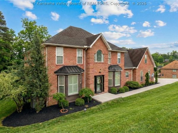 126 Newcomer Road, South Charleston, WV 25309