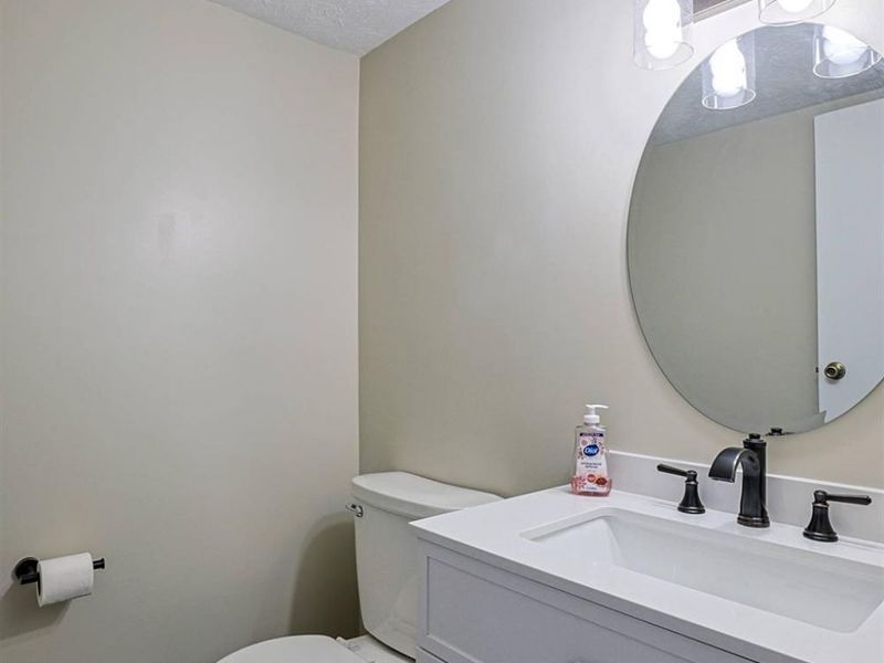 18 Oakwood Court, Springdale, OH 45246 Photo 22