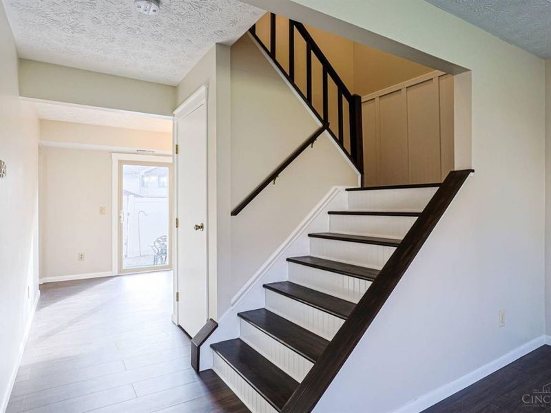 18 Oakwood Court, Springdale, OH 45246 Photo 23