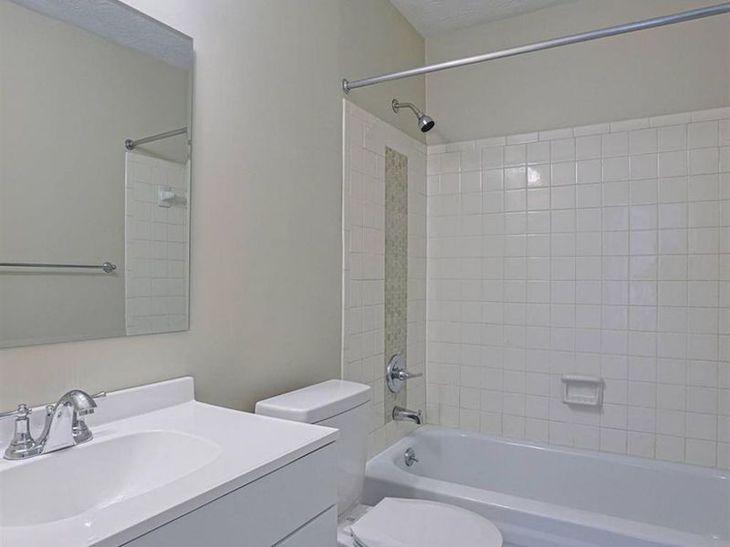 18 Oakwood Court, Springdale, OH 45246 Photo 35