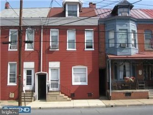 245 STATE STREET, HAMBURG, PA 19526