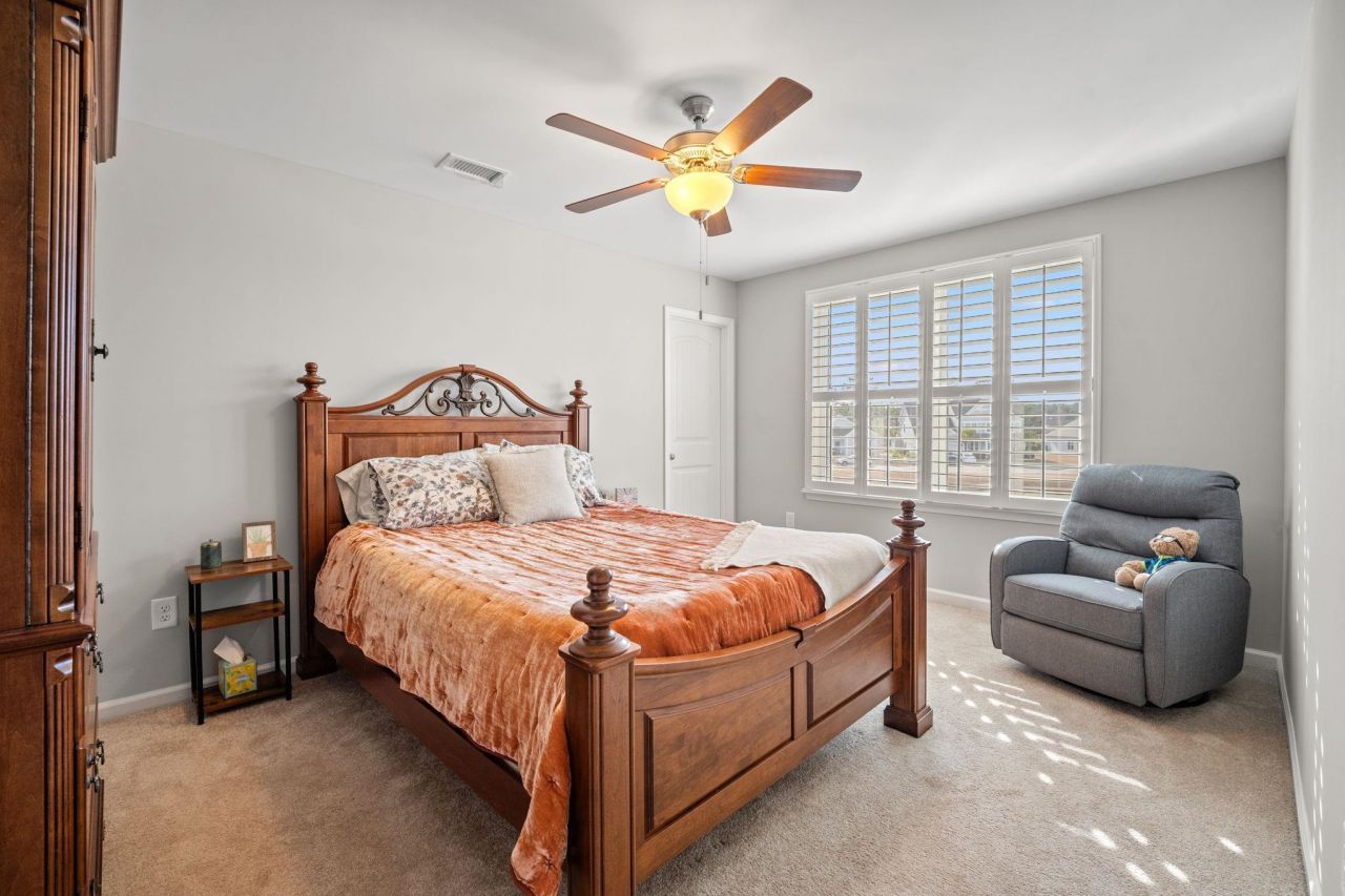 656 Hickman St. Photo 22