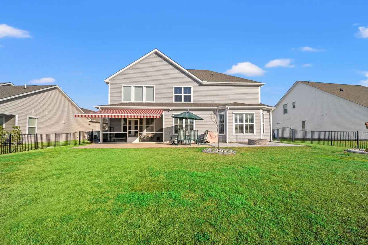 656 Hickman St. Photo 38