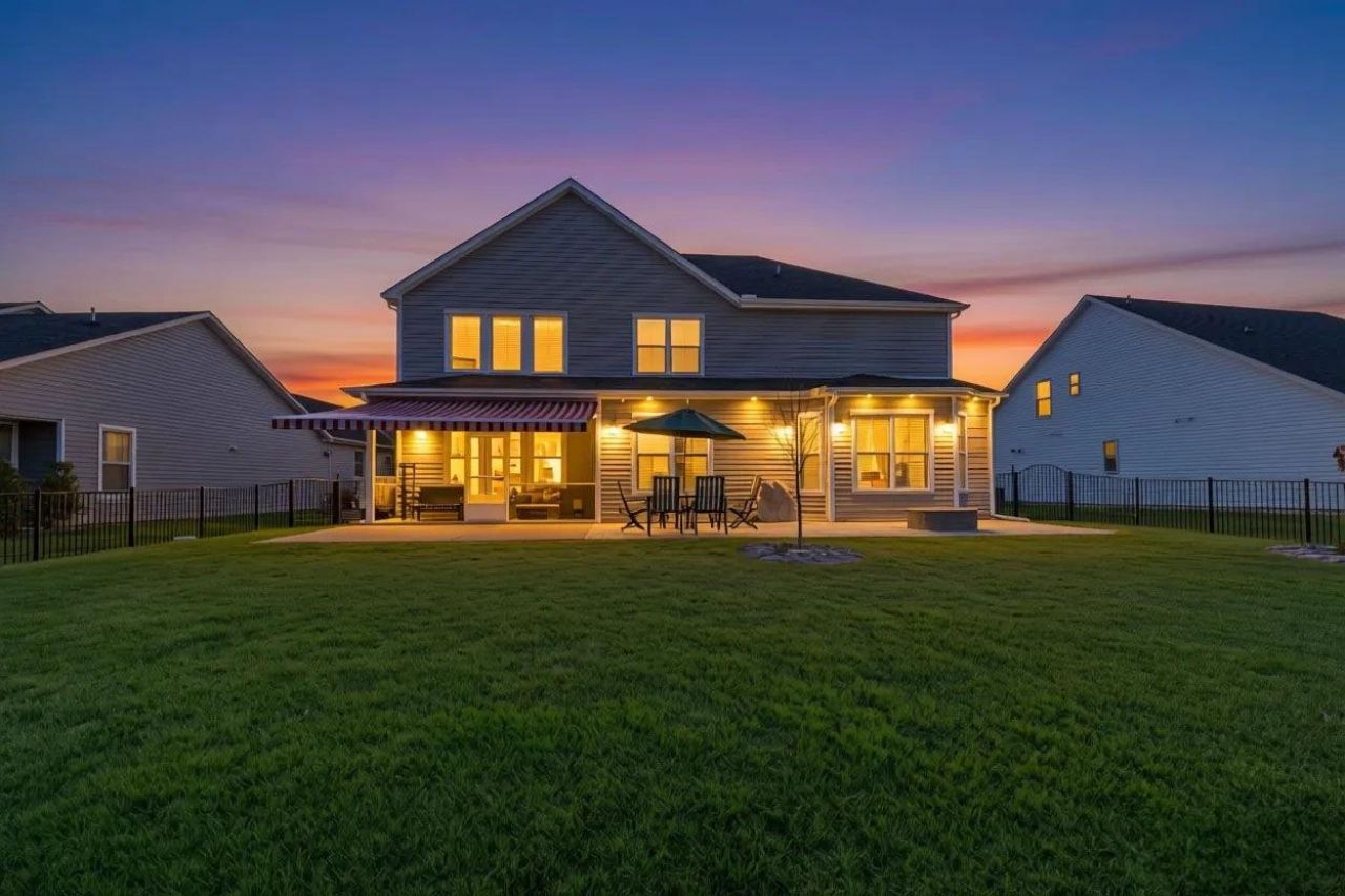 656 Hickman St. Photo 39