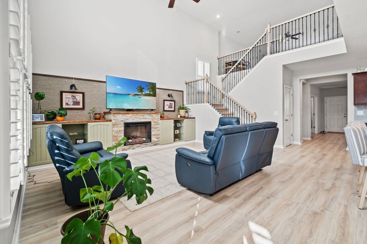 656 Hickman St. Photo 7