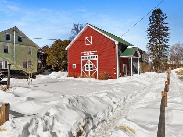 19 Elm Street, Lancaster, NH 03584
