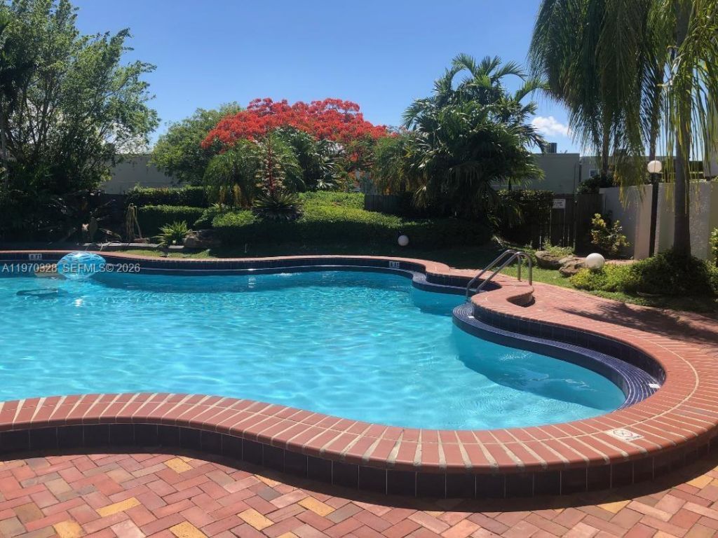 4724 SW 67th Ave. Miami, SW 67th Ave , Unit E10, Miami, FL 33155 Photo