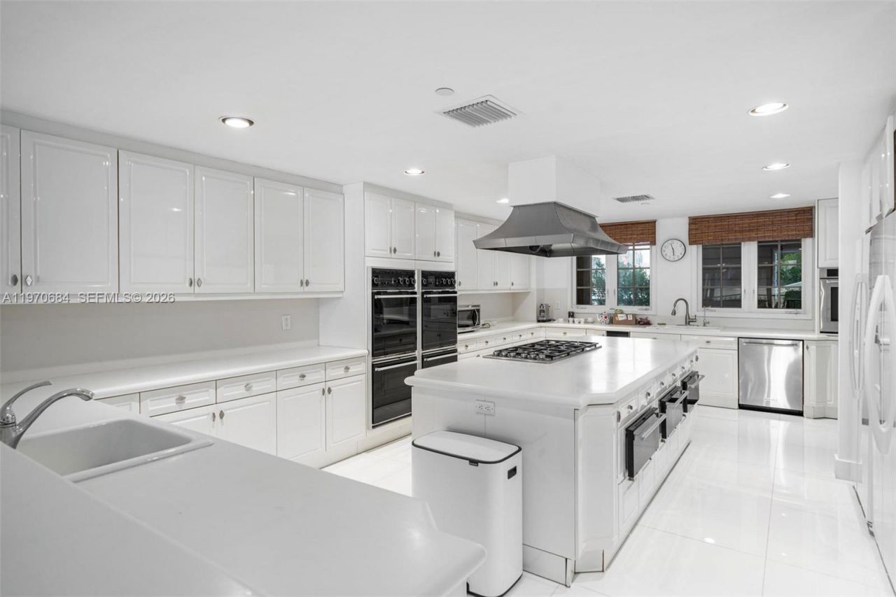 5322 Fisher Island Dr , Unit 5322, Miami Beach, FL 33109 Photo