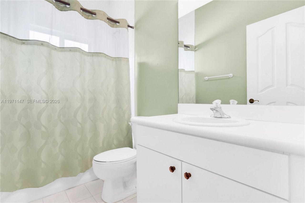 2875 NE 4th St , Homestead, FL 33033 Photo