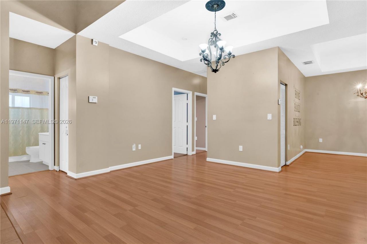 2875 NE 4th St , Homestead, FL 33033 Photo