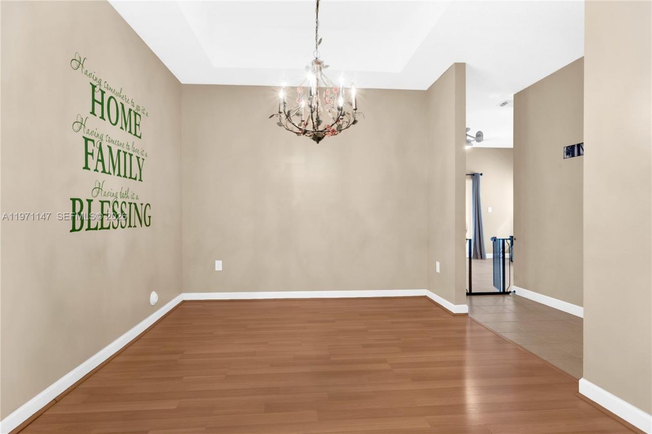 2875 NE 4th St , Homestead, FL 33033 Photo