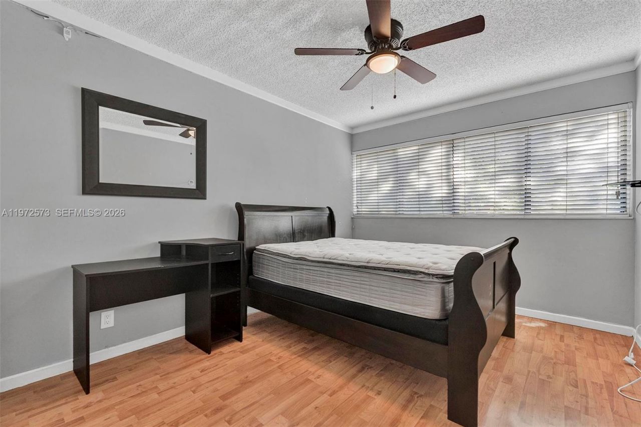 15575 N Miami Lakeway N , Unit 305, Miami Lakes, FL 33014 Photo