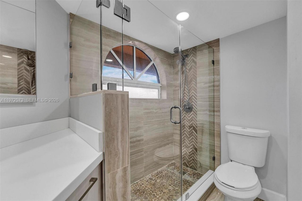 15575 N Miami Lakeway N , Unit 305, Miami Lakes, FL 33014 Photo