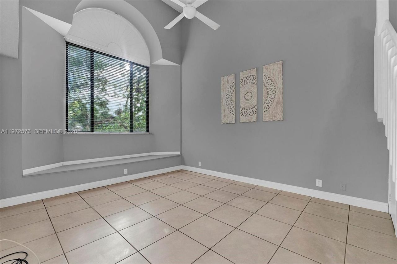 15575 N Miami Lakeway N , Unit 305, Miami Lakes, FL 33014 Photo