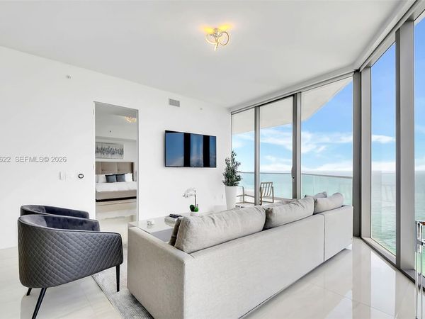 18975 Collins Ave, Unit 3304, Sunny Isles Beach, FL 33160