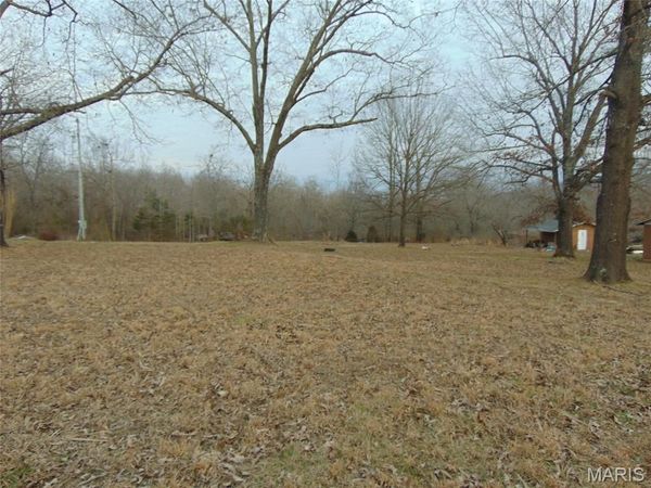 80 and 142 Ripley 142W-A , Doniphan, MO 63935