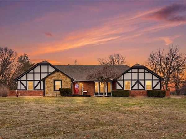 2082 Mulberry Road, Excelsior Springs, MO 64024