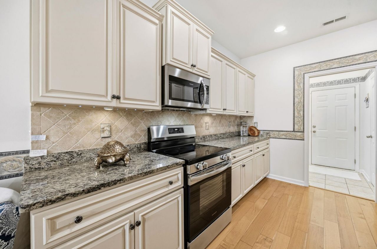 3016 Shallow Pond Dr.  Photo 11