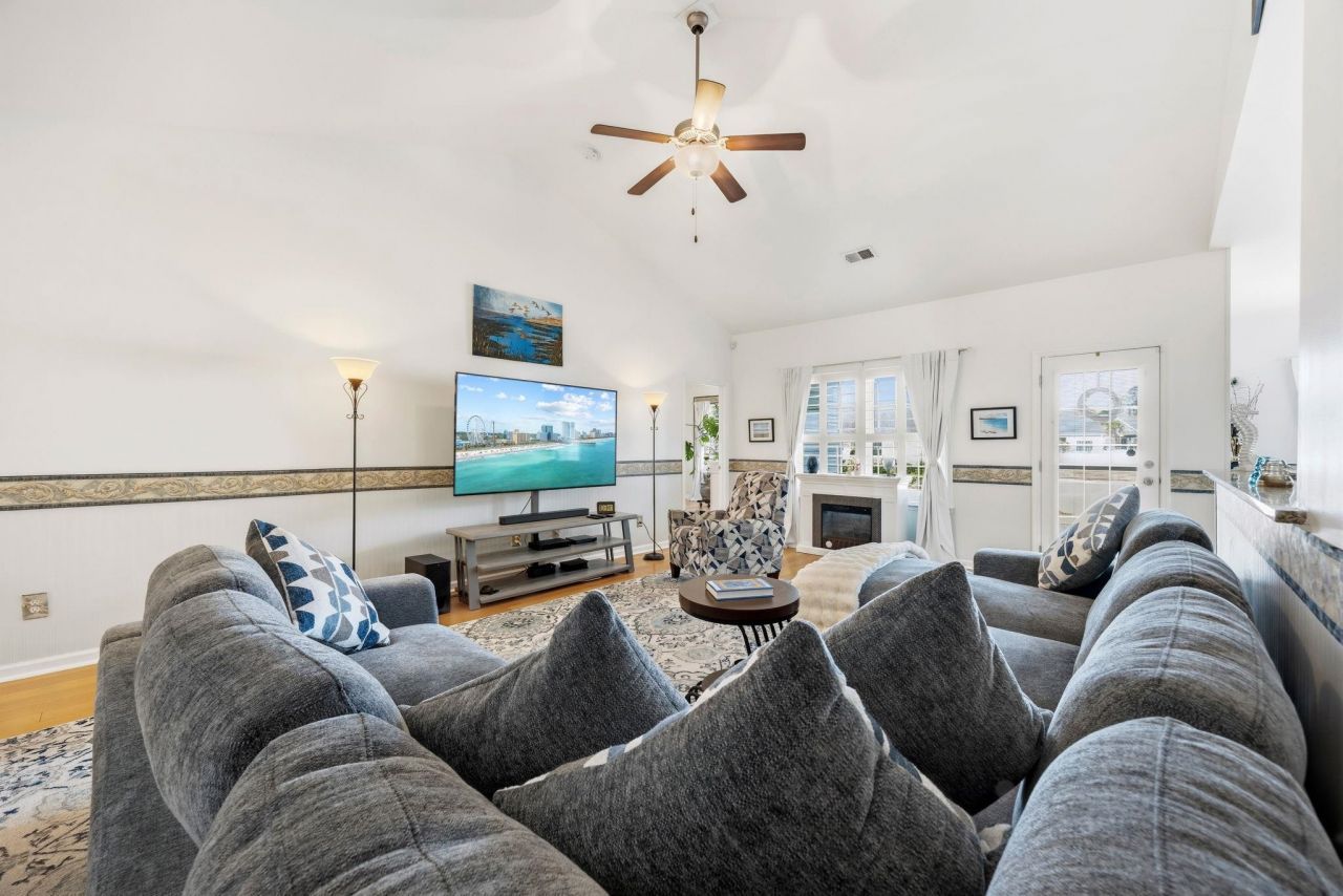 3016 Shallow Pond Dr.  Photo 5