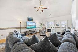 3016 Shallow Pond Dr.  photo 4