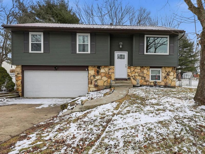 1860 Churchill Downs Road, Newark, OH 43055 Photo 1