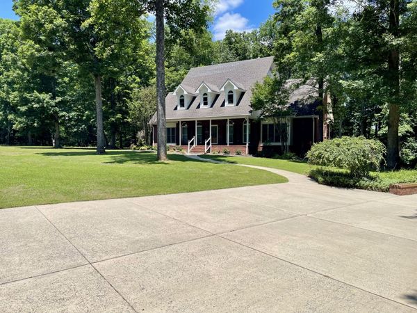358 Andrew Jackson Blvd, Dowelltown, TN 37059
