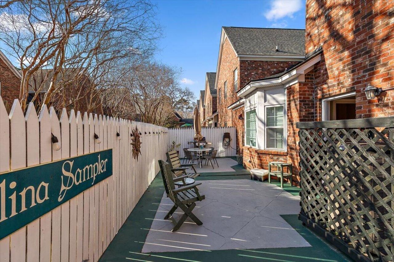 769 Natchez Circle Photo 10