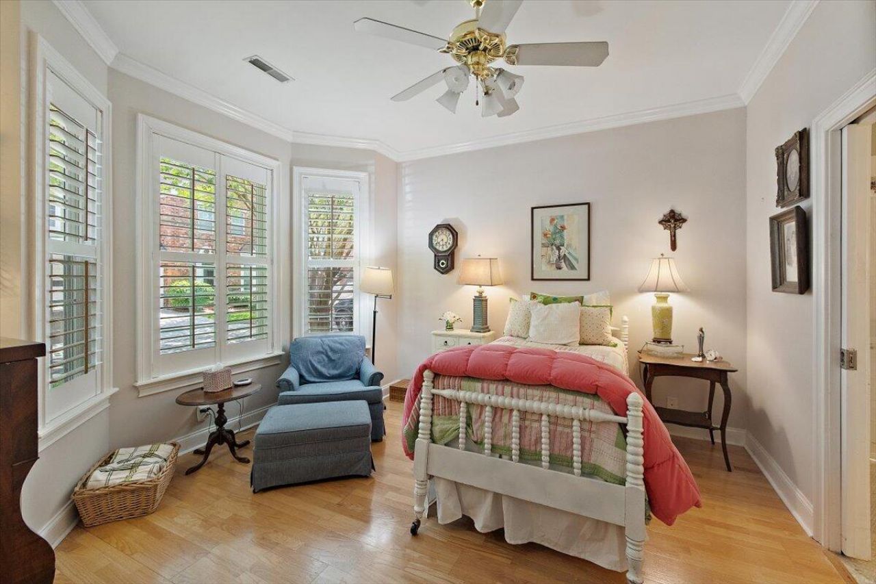 769 Natchez Circle Photo 12