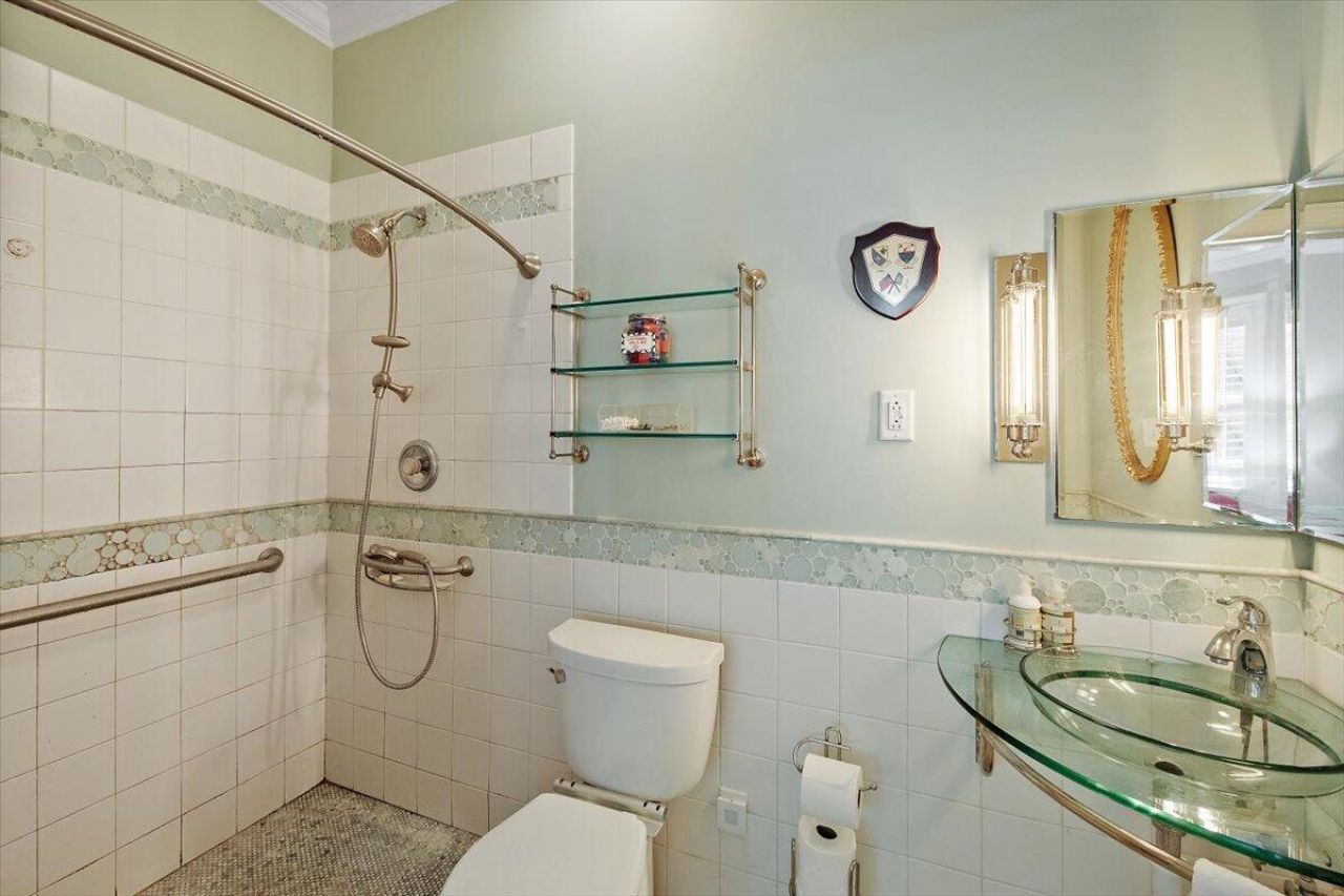 769 Natchez Circle Photo 14