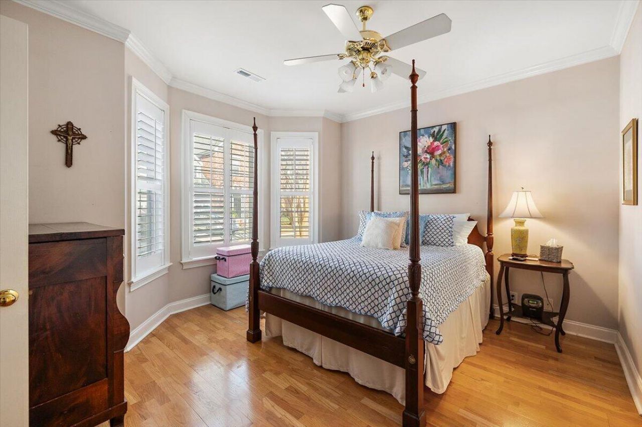 769 Natchez Circle Photo 15