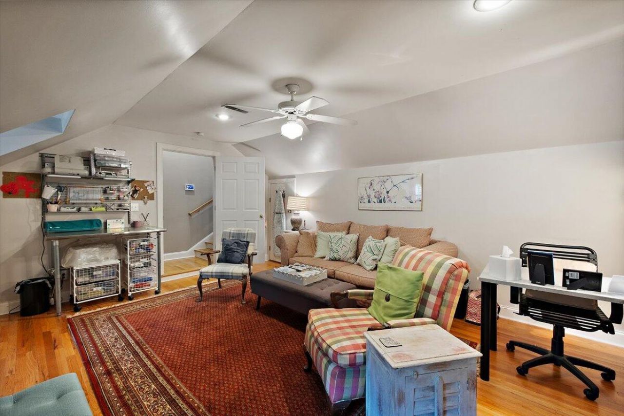 769 Natchez Circle Photo 16