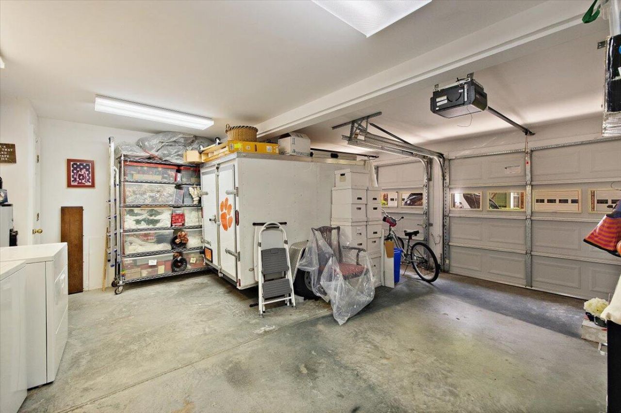 769 Natchez Circle Photo 24