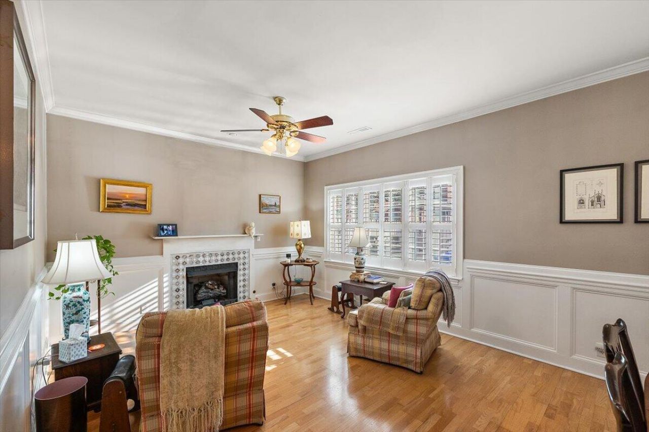 769 Natchez Circle Photo 5