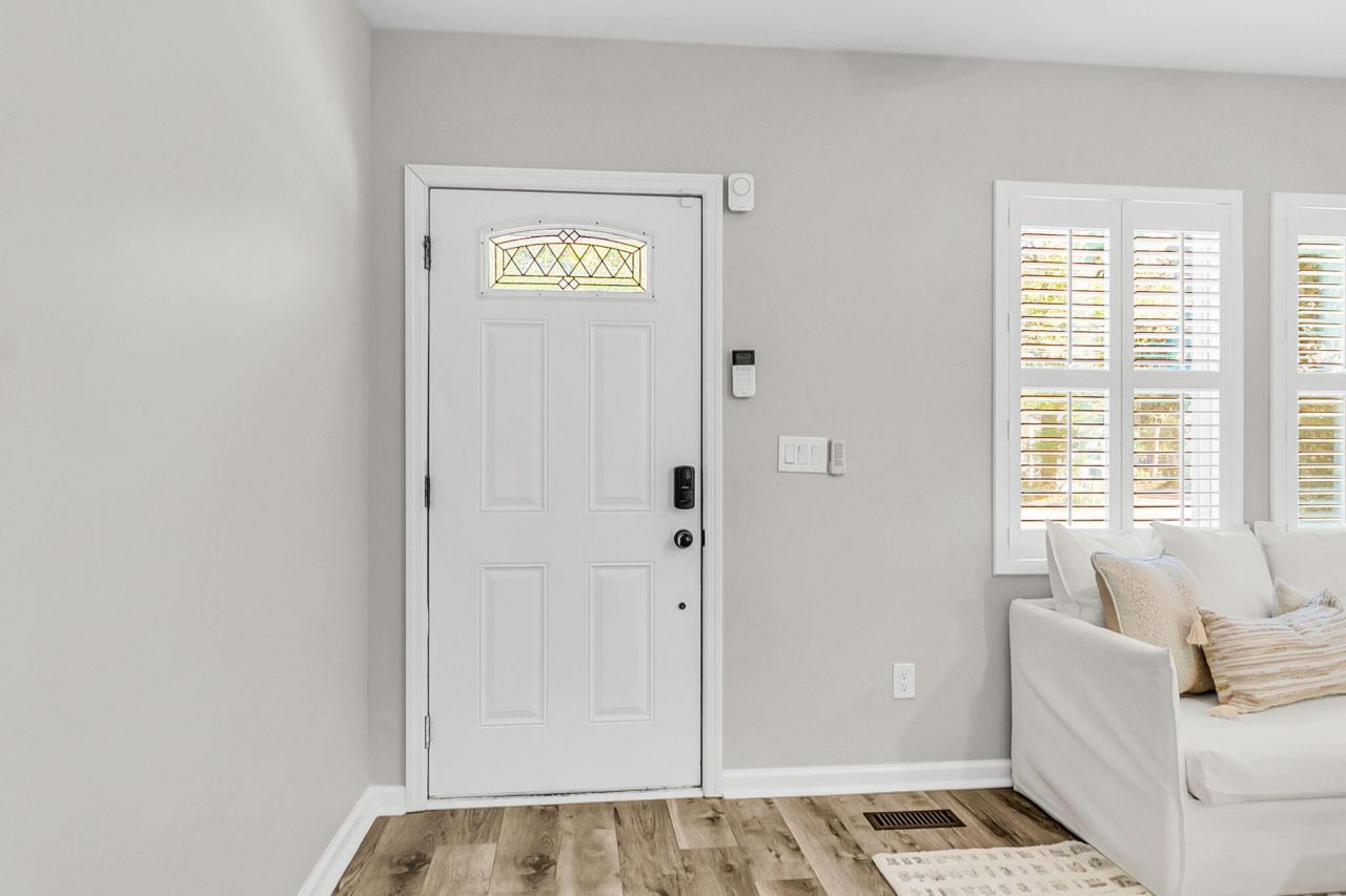 1187 Marquis Road Photo 8